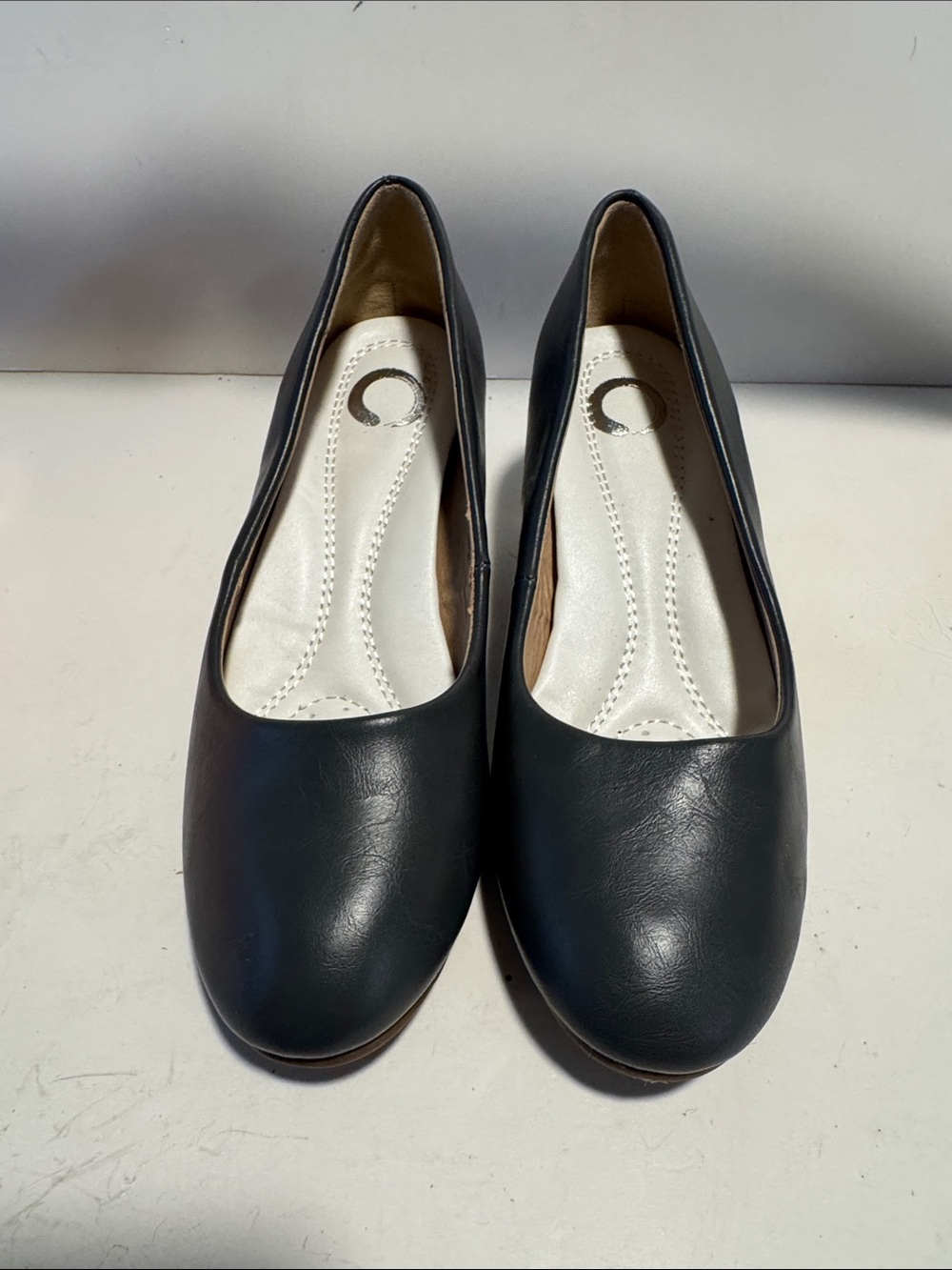 Women's Black Leather-Look Ballet Flats with Cushioned Insole